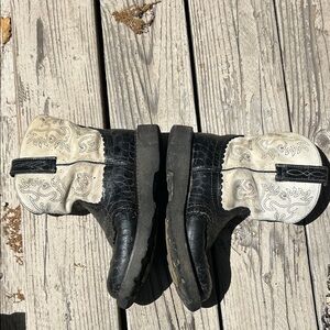 Ariat Black & White Western Cowboy Boots !! 7.5